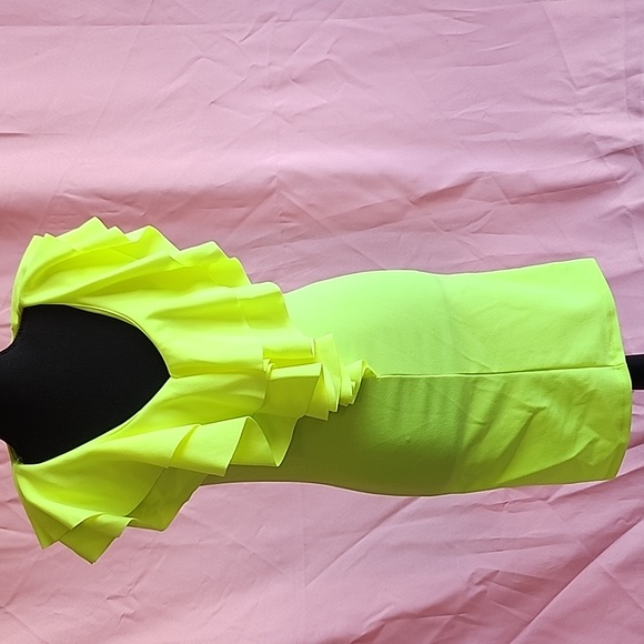 MUST GO! brand new off shoulder Neon Dress - medium - Picture 5 of 6